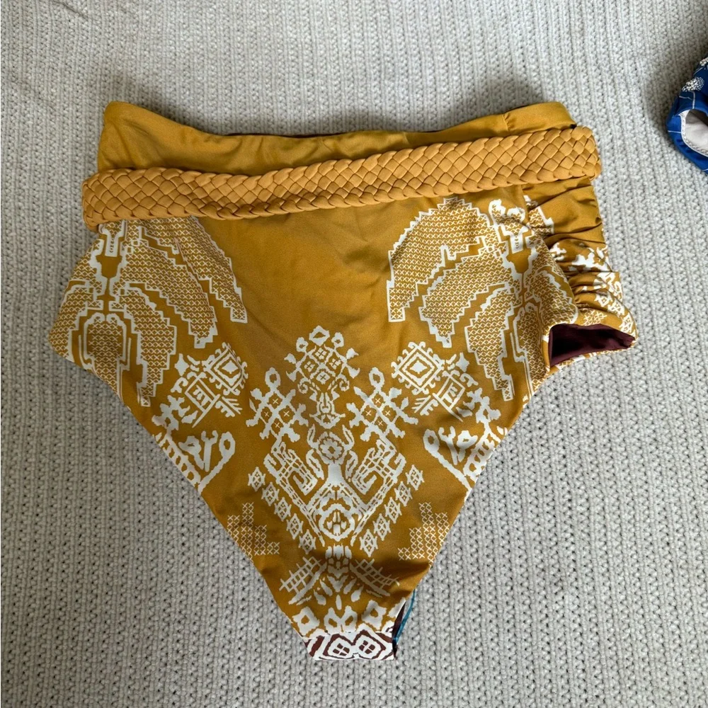 Johanna Ortiz Andean Cumbi Reversible Bikini Bottom NWT Large Swimwear - Picture 7 of 7